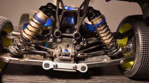 CVD/CVA vs Universal Joints - Choosing Driveshafts in Off-road RC Racing
