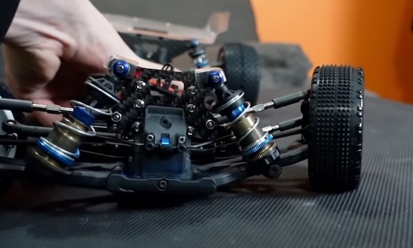How Anti-roll Bars Affect Handling in RC Cars